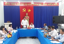 Đồng chí Trưởng Ban Tuyên giáo Tỉnh ủy Khánh Hòa làm việc với xã Liên Sang